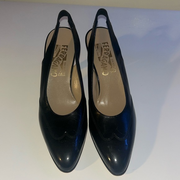 Salvatore Ferragamo Shoes - FERRAGAMO SIZE 7 KITTEN HEEL SLING BACKS